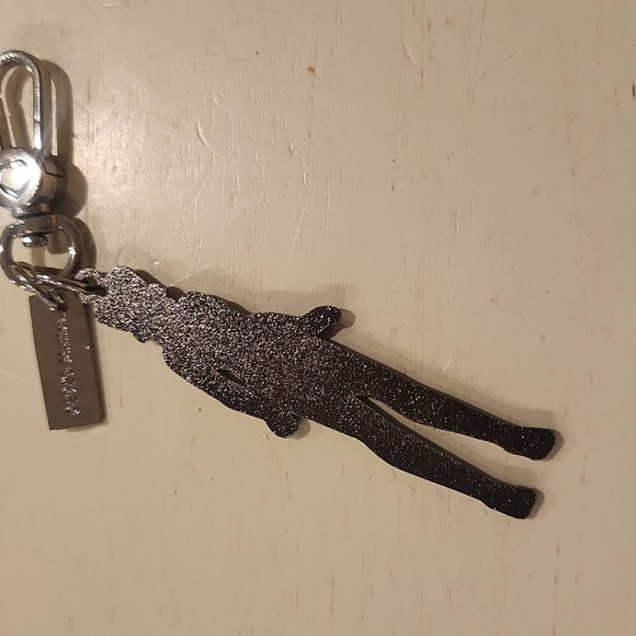 Harveys Seatbelt Mattel Barbie Charm - Picture 2 of 2